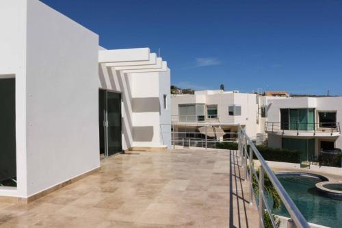 looking along patio towards Mstr bdr